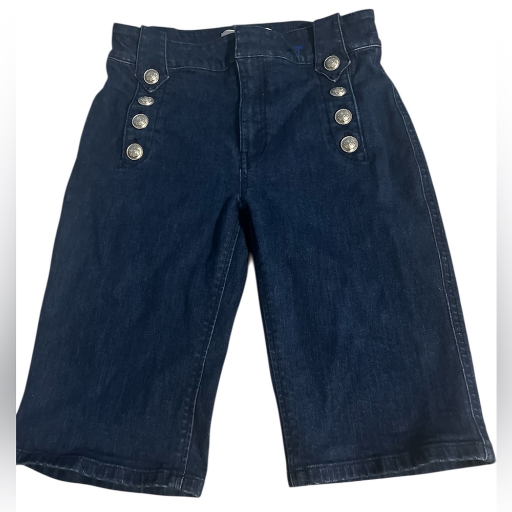 DEREK LAM
IO CROSBY womans shorts size Small/XS